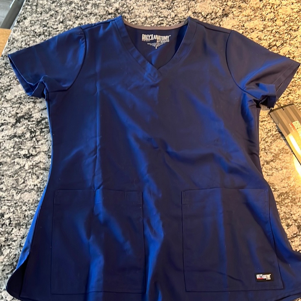 Grey's Anatomy Women's 71166 Two Pocket V-Neck Scrub Top With Shirring Back